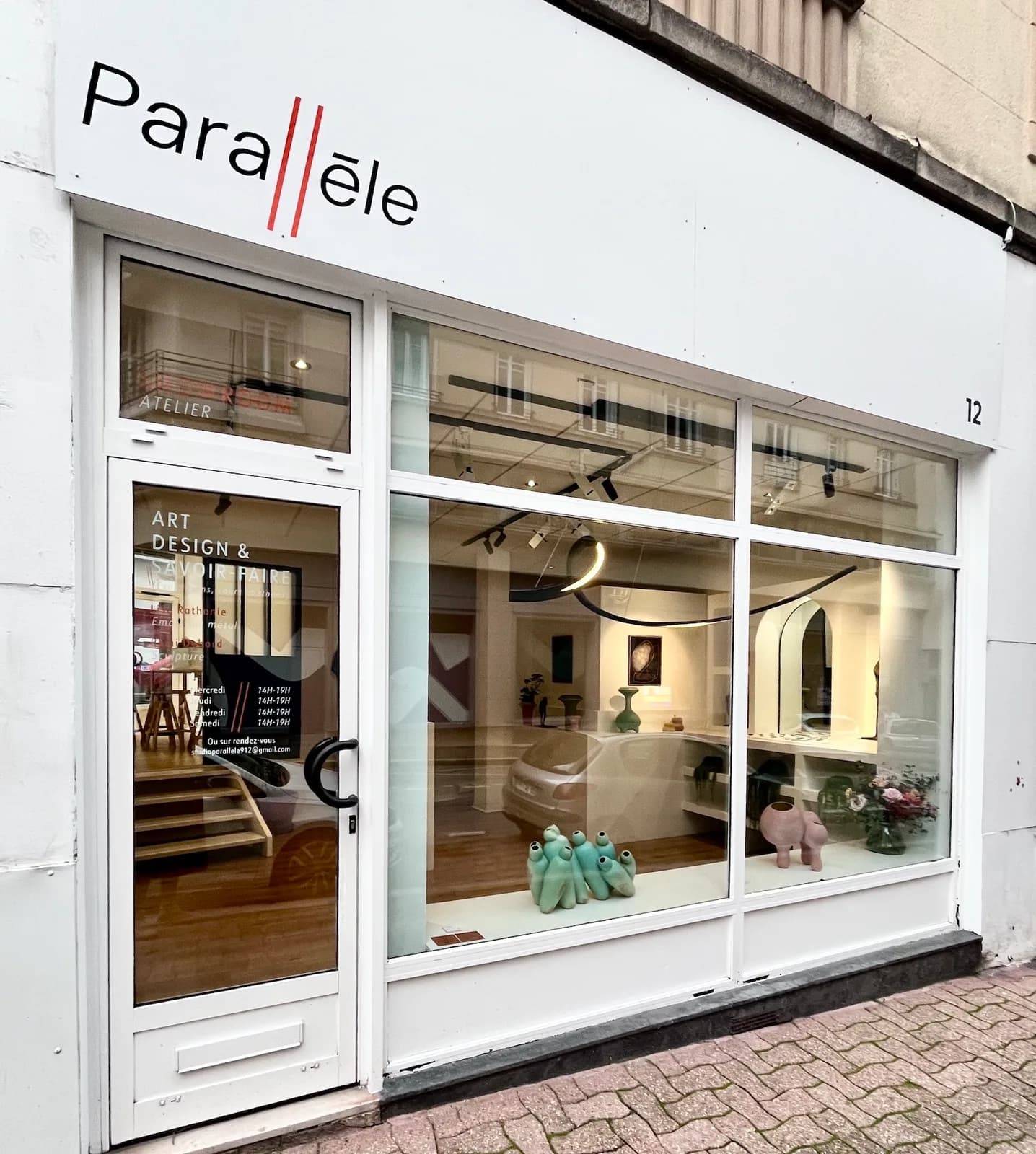 Image 2 : Ici, nos savoir-faire - Visite Studio Parallèle background