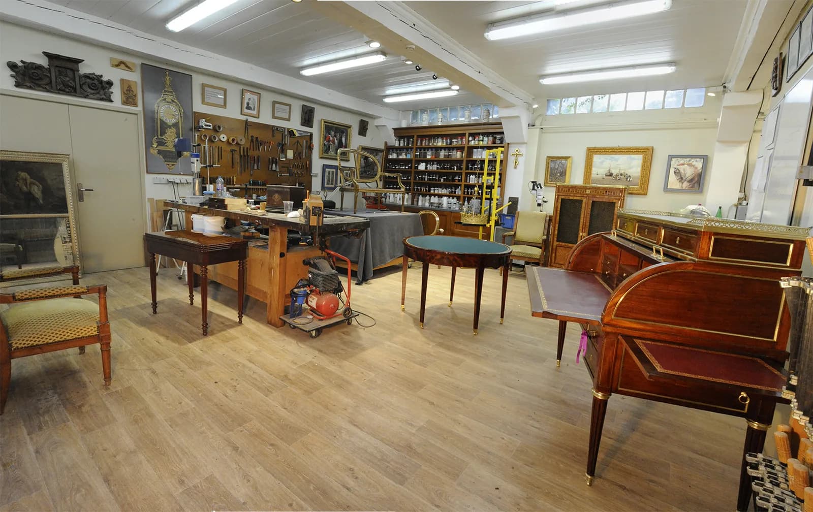 Image 1 : Ici, nos savoir-faire - Visite Atelier Laurent Fenneteau background