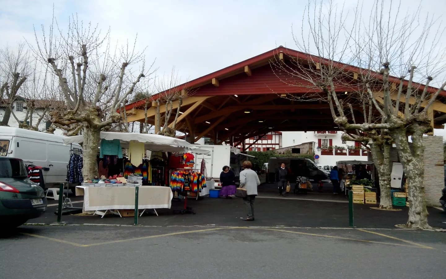 Image 1 : Marché hebdomadaire background