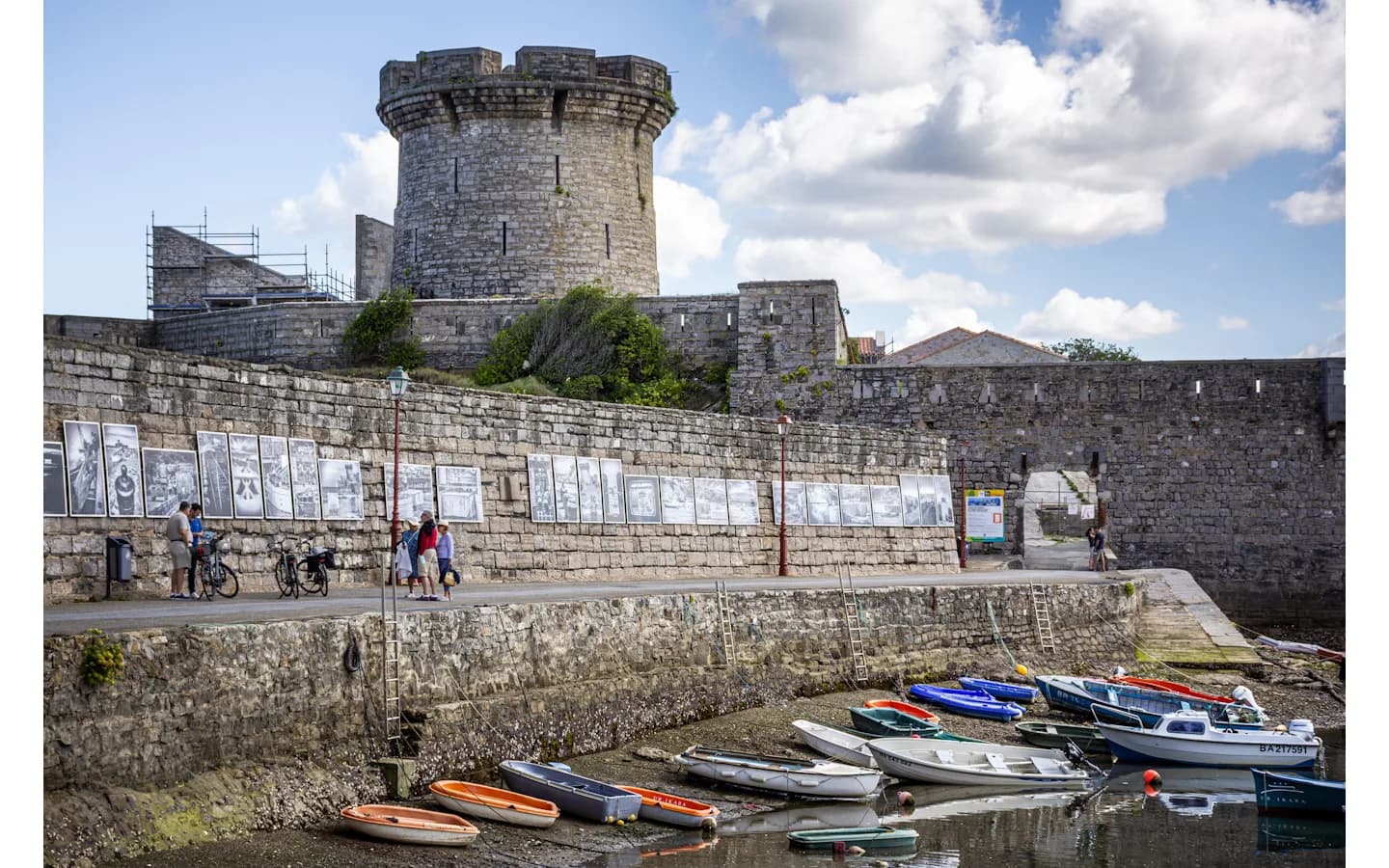 Image 1 : Visite Pays d'Art et d'Histoire : Le fort de Socoa : le gardien de la baie background