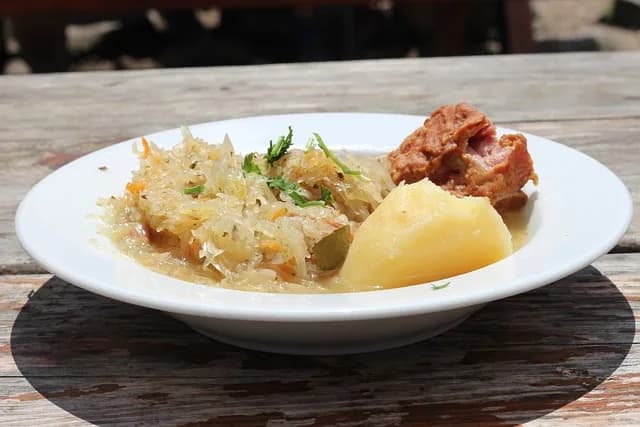 Image 1 : Soirée choucroute et Karaoké avec Vicq'Envies background