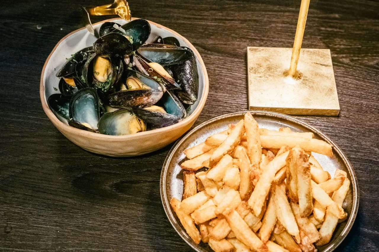 Image 1 : Soirée moules frites bière background
