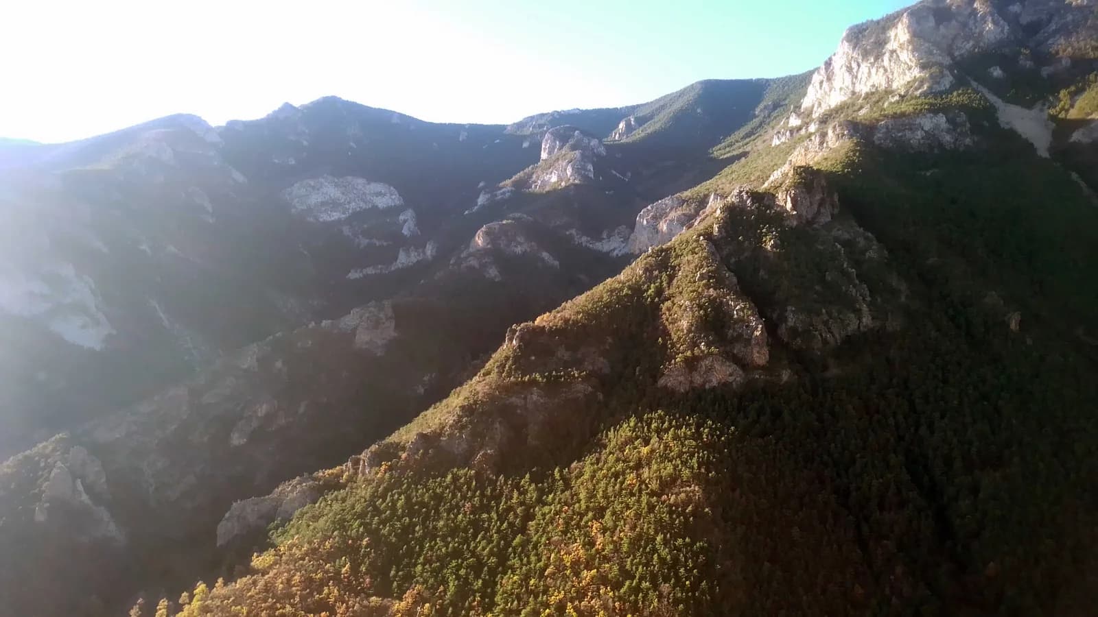 Image 1 : RANDO ACCOMPAGNEE : CAMI RAMADER DANS LA VALLEE DE NOHEDES background