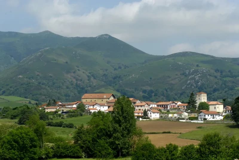 Image 2 : Ateliers Manufacture Pays Basque - Yoga restauratif background