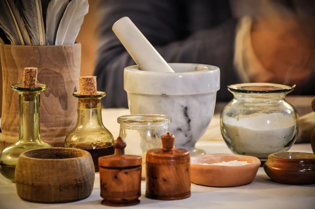 Image 1 : Les Étonnants Patrimoines : Remèdes, potions et décoctions background