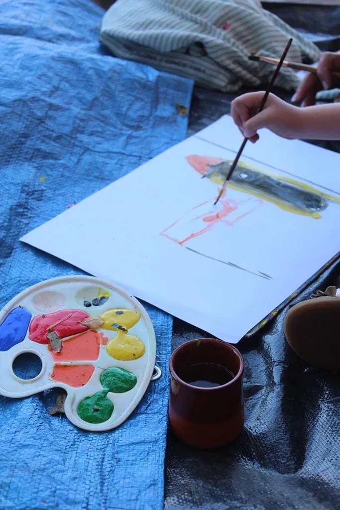 Image 4 : ATELIER DES PETITS FAUVES background