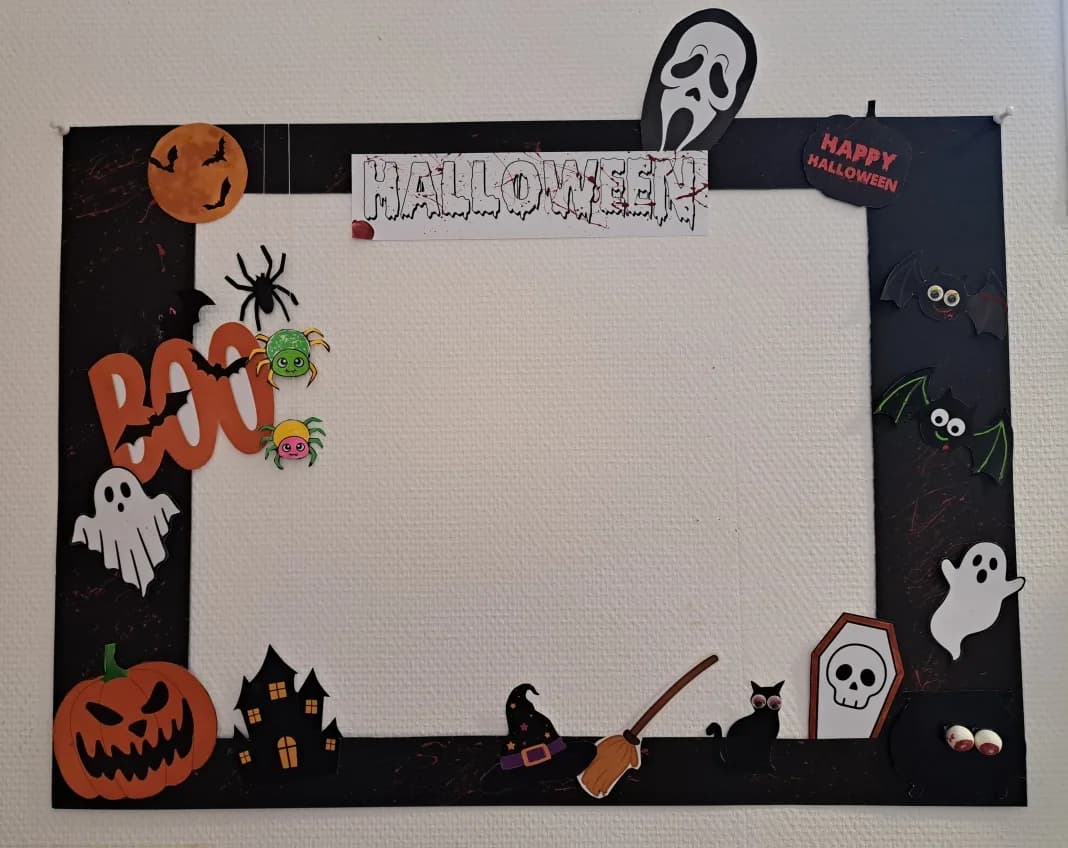 Image 1 : Cadre photo "BOO !" background