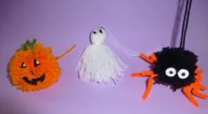 Image 1 : Halloween - La Tour Nivelle - Atelier les pompons d’Halloween background