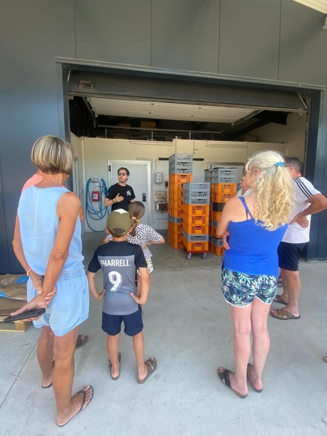 Image 2 : Visite de l'atelier des Tontons Papas background