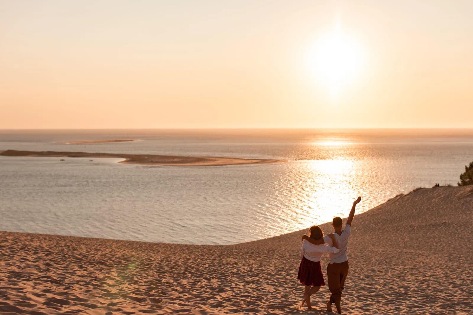 Image 2 : Coucher du soleil sur la dune du Pilat background