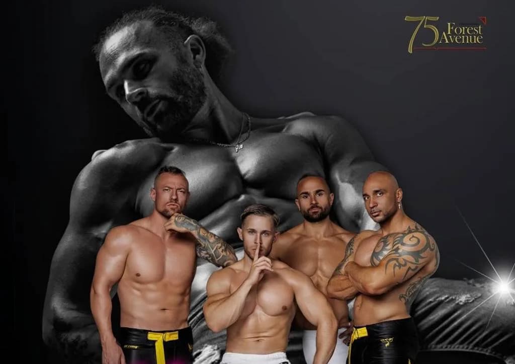 Image 1 : Soirée Chippendales background