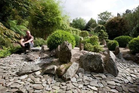 Image 1 : Visite du jardin de La Guesnonnière background
